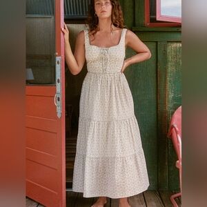 NWT CD Adele Creme Strawberry XS